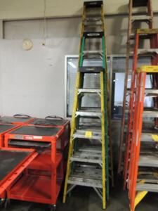 LOT: (4) Fiberglass Ladders Non Conductive, 10 Ft, 8 Ft, (2) 6 ft.